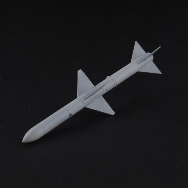 AIM-7E Sparrow - 1:32