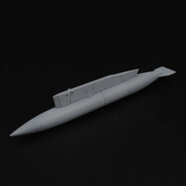 RP-825 (1100 lts.) + CRP-37 - 1:32