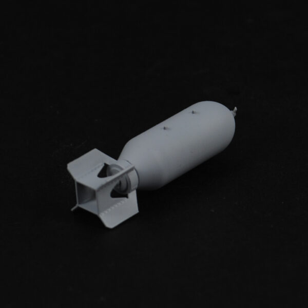 AN-M65A1 con cola M113 (1000 Lbs.) - 1:32