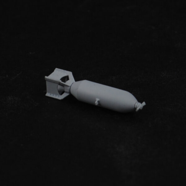 AN-M30A1 con cola M103 (100 Lbs.) - 1:32