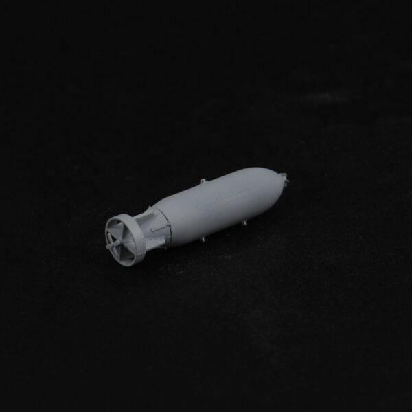 M.C. 500 lbs. con cola No. 25 Mk.II - 1:32