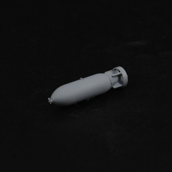 M.C. 500 lbs. con cola No. 25 Mk.II - 1:32