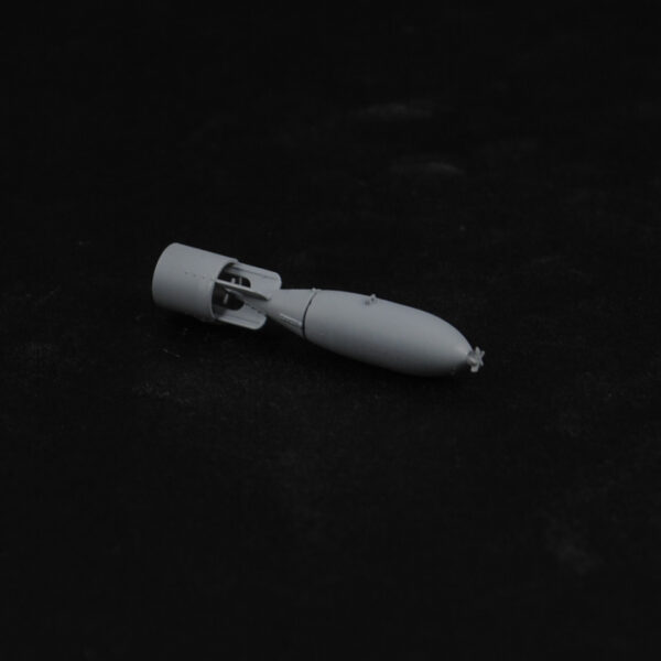 G.P. 250 lbs. con cola No. 2 Mk.I - 1:32