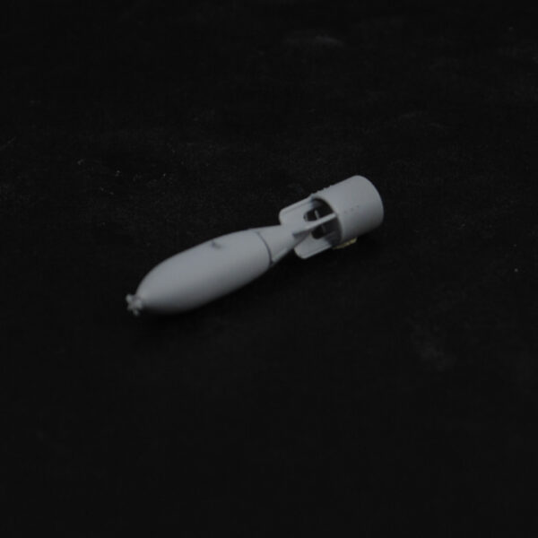 G.P. 250 lbs. con cola No. 2 Mk.I - 1:32