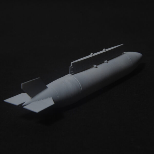 Estanque ventral F-5 - 1:32