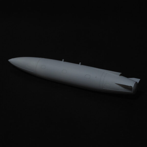 Estanque F-16 (600 gal) - 1:32