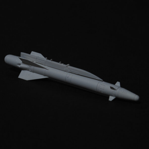 KH-25ML (AS-10 Karen) + APU-68 - 1:32